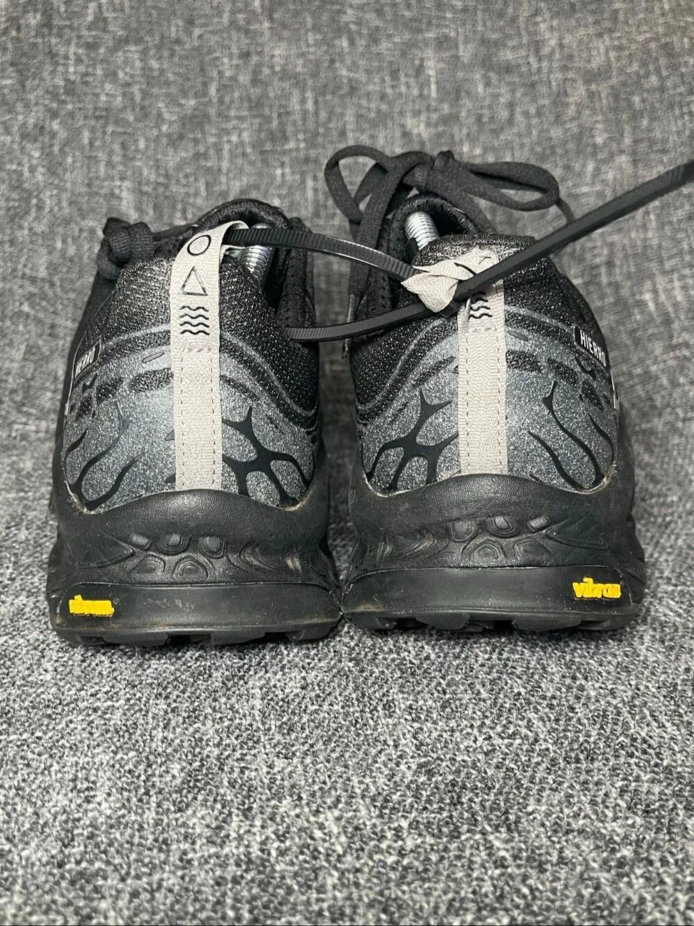 New Balance Fresh Foam X Hierro v8 Mens 10.5 Black Trail Running Shoes MTHIERK8